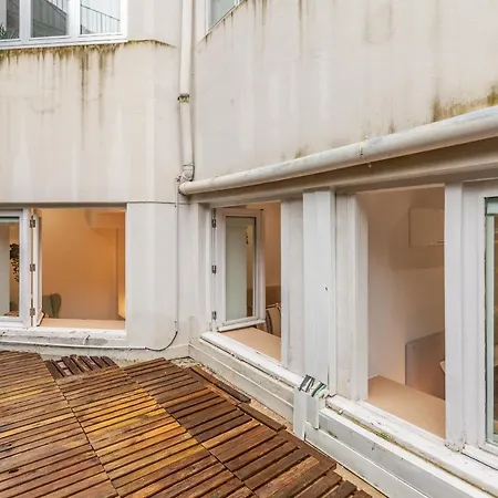 Underground Batalha Apartment