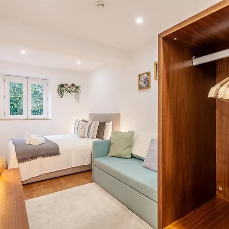 Apartament Underground Batalha *