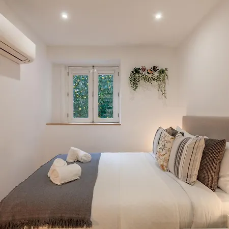 Apartament Underground Batalha *